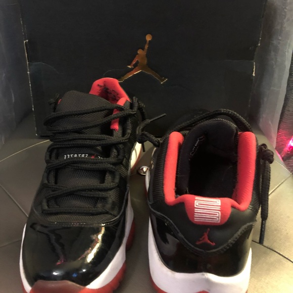 jordan 11 low size 5